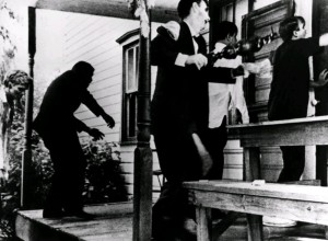 Ночь живых мертвецов / Night of the Living Dead (1968): кадр из фильма