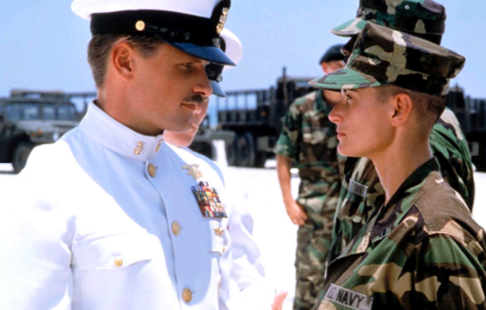 Солдат Джейн / G.I. Jane (1997): кадр из фильма