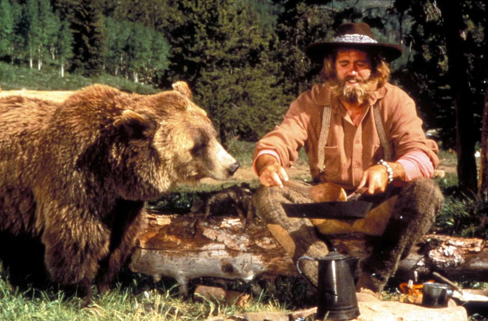 Жизнь и приключения Гризли Адамса / The Life and Times of Grizzly Adams (1974): кадр из фильма